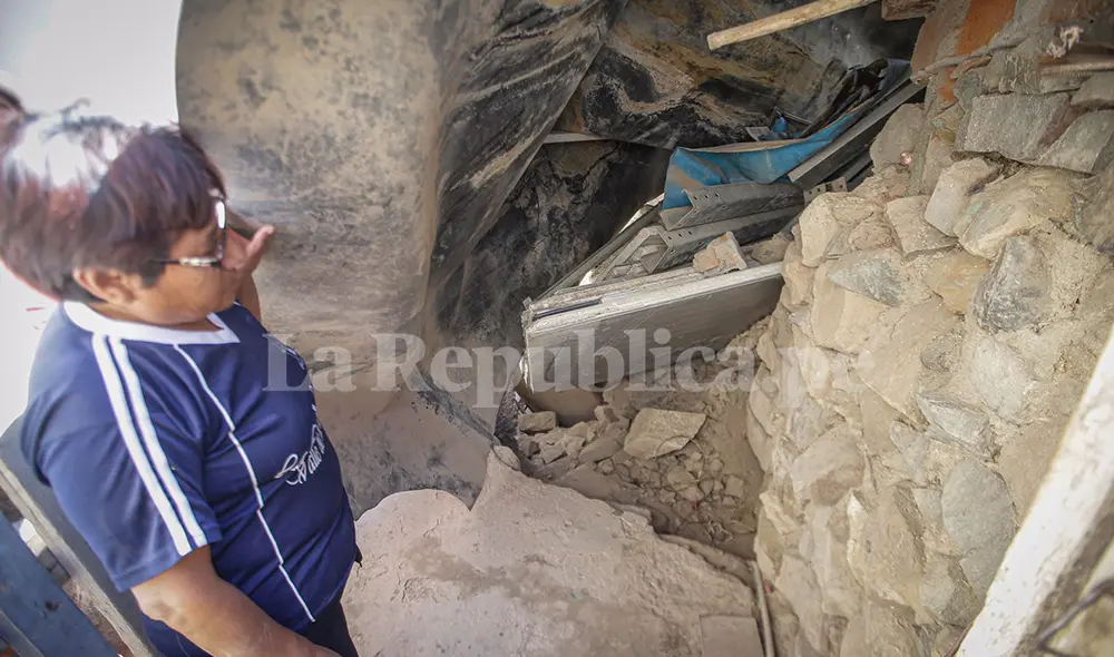 Entre los escombros quedaron los materiales del esposo de Yeni. Foto: Rodrigo Talavera/La República Entre los escombros quedaron los materiales del esposo de Yeni. Foto: Rodrigo Talavera/La República