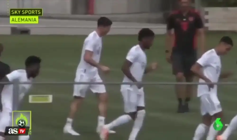 Robert Lewandowski ya entrena con el Bayern Múnich. Foto: captura El Chiringuito de Jugones.