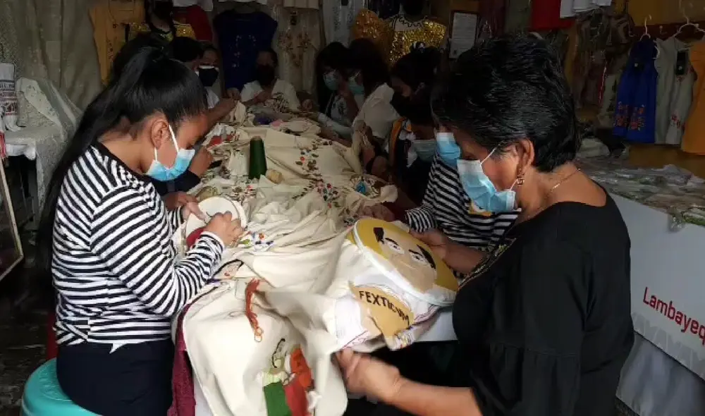 El mantel bordado a mano con lino español tiene 10 metros de largo y 1.50 de ancho. Foto: Rosa Quincho/LR-Norte