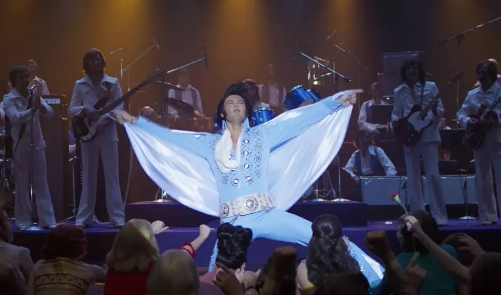 Austin Butler logra un destacable Elvis Presley y Tom Hanks sirve como el antagonista perfecto para el 'Rey del Rock and Roll'. Foto: Warner Bros