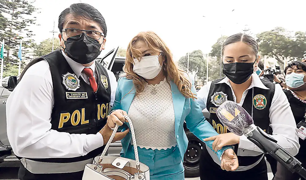 Pruebas. Karelim López deberá entregar más información. Foto: Andina Pruebas. Karelim López deberá entregar más información. Foto: Andina