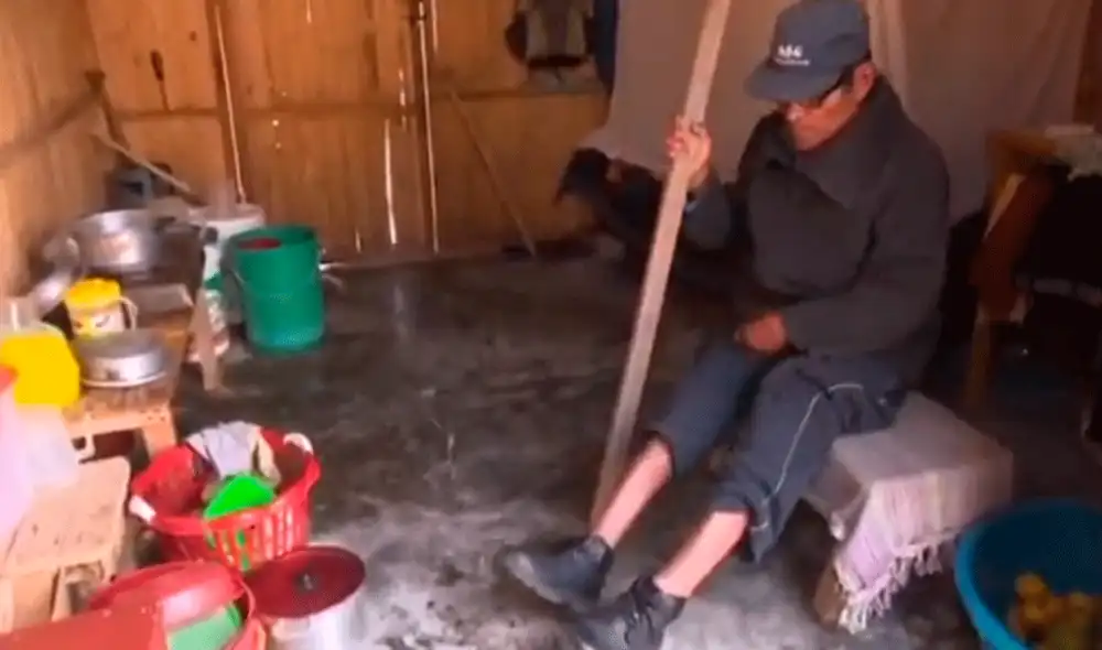 El residente del distrito de Santa Rosa no cuenta con servicios de agua potable ni energía eléctrica. Video: Exitosa