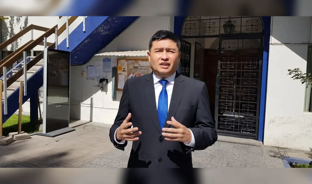 Huerta refirió que tomará una decisión sobre retirarse de la contienda por las dificultades para inscribir su lista, pero antes espera reunirse con los miembros del colegiado del JEE. Foto: Wilder Pari/URPI Huerta refirió que tomará una decisión sobre retirarse de la contienda por las dificultades para inscribir su lista, pero antes espera reunirse con los miembros del colegiado del JEE. Foto: Wilder Pari/URPI