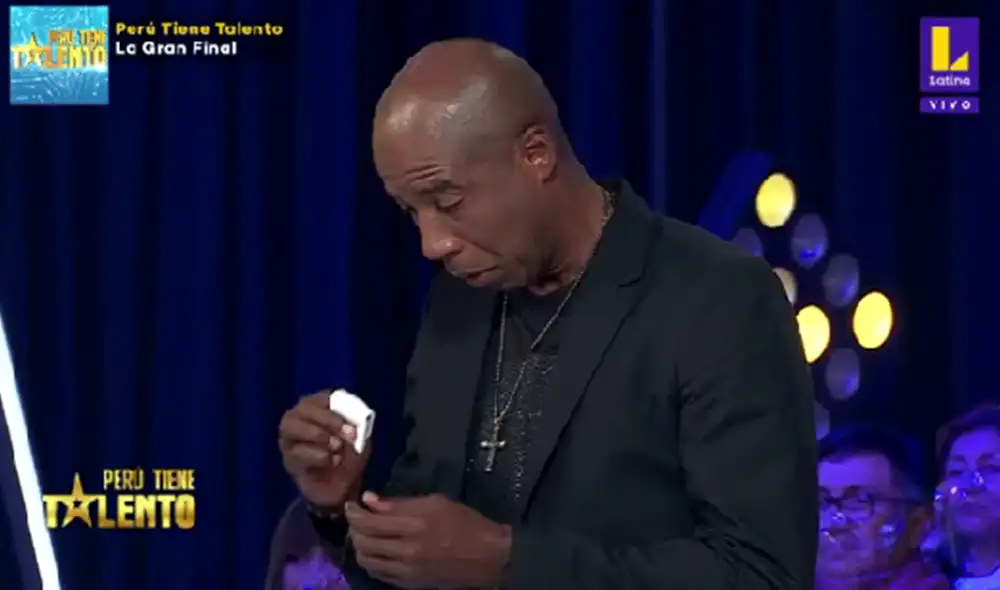 'Cuto' Guadalupe llora tras presentación de niño de Cerro de Pasco. Foto: captura de Latina 'Cuto' Guadalupe llora tras presentación de niño de Cerro de Pasco. Foto: captura de Latina