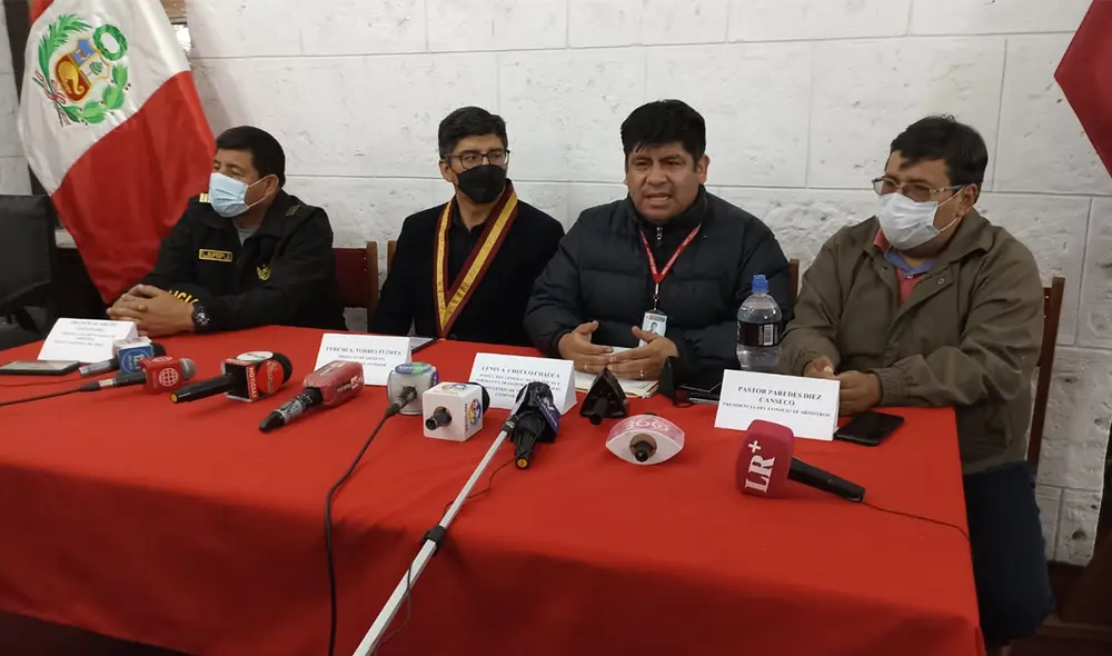 La comitiva del Ejecutivo está compuesta por Lenin Checco. Foto: URPI/Wilder Pari La comitiva del Ejecutivo está compuesta por Lenin Checco. Foto: URPI/Wilder Pari