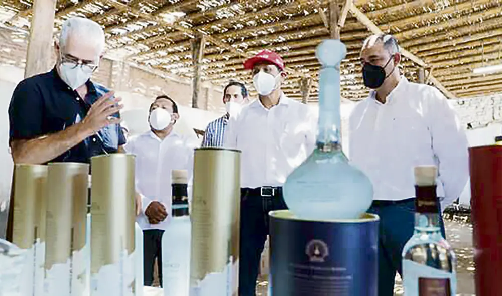 La prueba. Tío y sobrino en reciente actividad ministerial. Foto: difusión La prueba. Tío y sobrino en reciente actividad ministerial. Foto: difusión