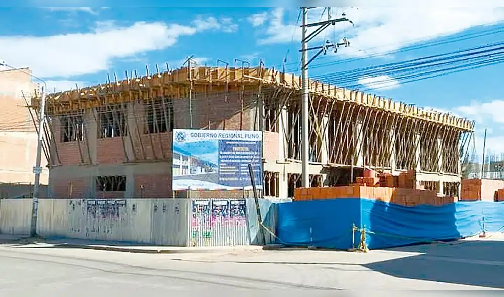 OBRA. Madera Lupuna, era para obra en Julilaca.