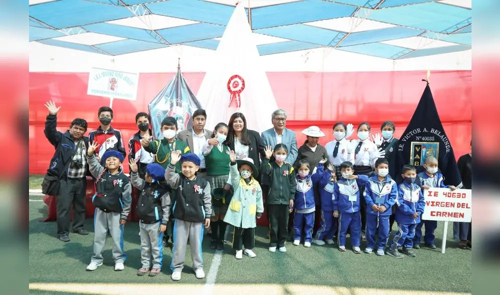 La entrega estuvo a cargo de la gobernadora de Arequipa, Kimmerlee Gutiérrez. Foto: GRA