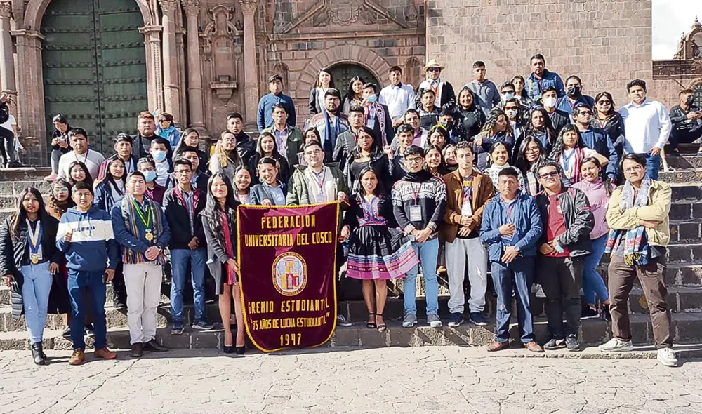En defensa de la educación. Acuerdo de los estudiantes fue tomado en el Cusco, en una reunión en la que participaron representantes de 15 universidades. Foto: difusión