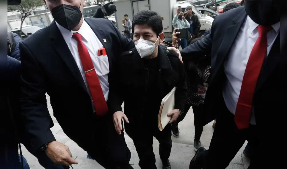 Zamir Villaverde acudió al Ministerio Público a declarar en calidad de testigo. Foto: Marco Cotrina / La República