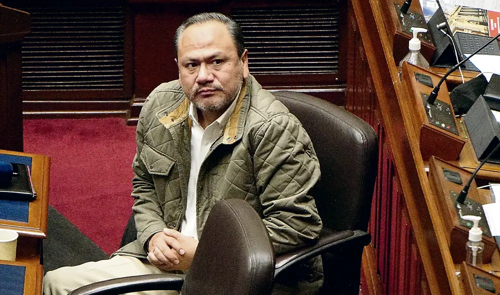 Ahora no calla nada. Luego de enterarse de que había sido retirado del Ministerio del Interior, González hizo graves afirmaciones sobre el mandatario. Foto: URPI-LR