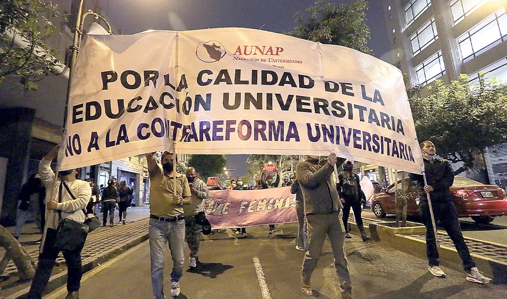 Reclamos. Los estudiantes, a quienes el Congreso jamás escuchó, organizaban una gran marcha para defender la educación de calidad que estaba amenazada. Foto: difusión