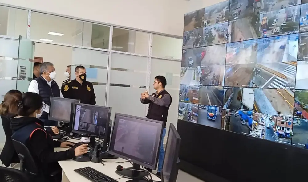 Municipalidad de El Porvenir ha reforzado su central de monitoreo con cámaras de vigilancia. Foto: Prensa El Porvenir Municipalidad de El Porvenir ha reforzado su central de monitoreo con cámaras de vigilancia. Foto: Prensa El Porvenir