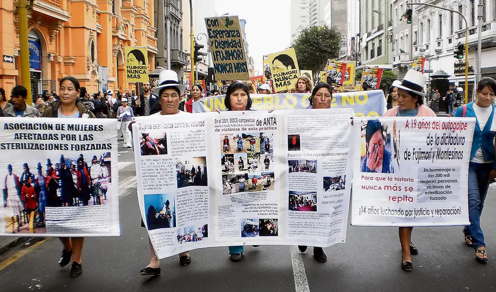 Familia de Mamérita Mestanza encuentra una luz de justicia a más de 26 años de su muerte. Foto: Gerardo Marín/La República Familia de Mamérita Mestanza encuentra una luz de justicia a más de 26 años de su muerte. Foto: Gerardo Marín/La República