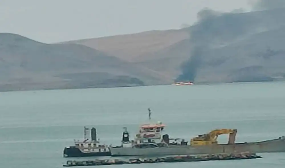 Detonaciones habrían sido realizadas por la Marina de Guerra. Foto: Twitter