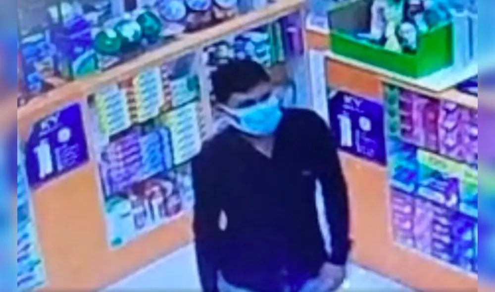 En el material audiovisual se puede ver cuando los individuos entran a la farmacia. Foto: captura video Hco Tv