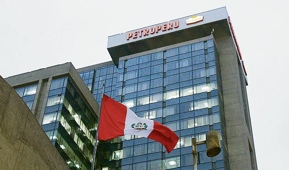 En mayo, Fitch redujo la calificación crediticia de Petroperú de B+ a CCC+. Foto: Andina En mayo, Fitch redujo la calificación crediticia de Petroperú de B+ a CCC+. Foto: Andina