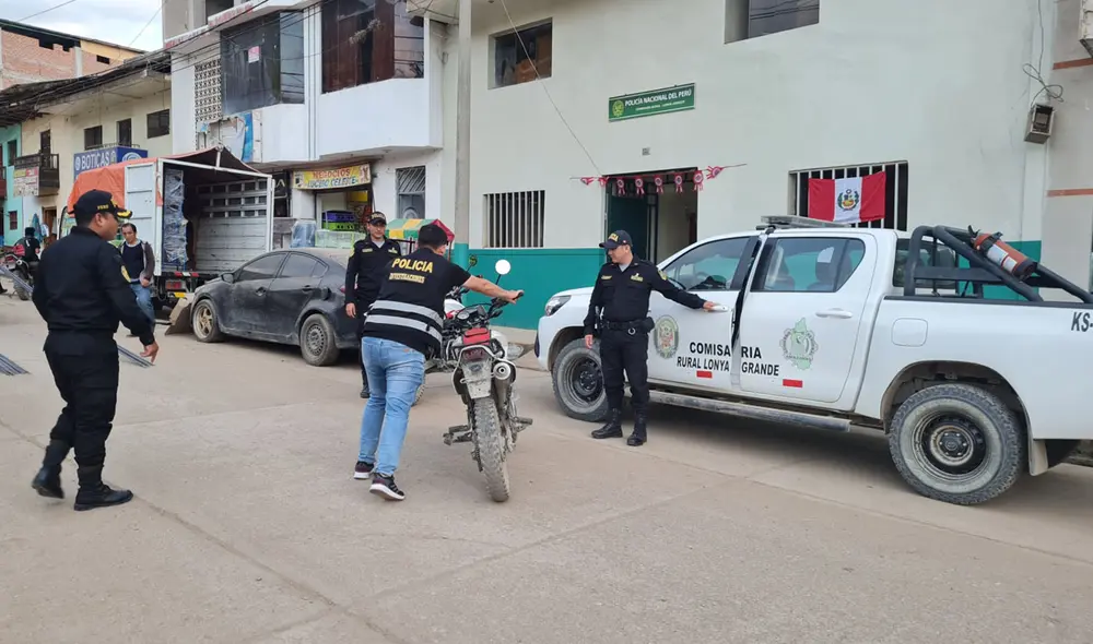 El megaoperativo se realizó con conocimiento del representante del Ministerio Público. Foto: PNP Amazonas El megaoperativo se realizó con conocimiento del representante del Ministerio Público. Foto: PNP Amazonas