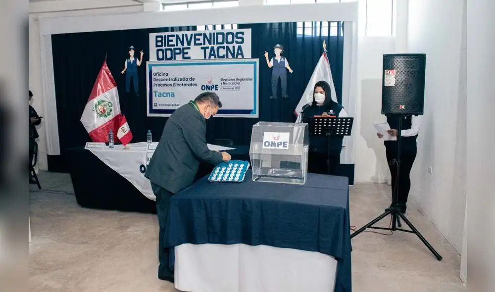 Un total de 5.844 ciudadanos fueron seleccionados como miembros de mesa, entre titulares y suplentes. Foto: ODPE Tacna Un total de 5.844 ciudadanos fueron seleccionados como miembros de mesa, entre titulares y suplentes. Foto: ODPE Tacna