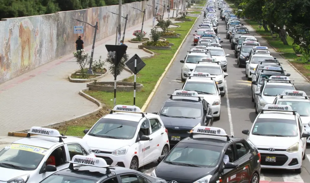 Vehículos de este tipo dejarían de prestar servicio por bajo peso. Foto: La República Vehículos de este tipo dejarían de prestar servicio por bajo peso. Foto: La República