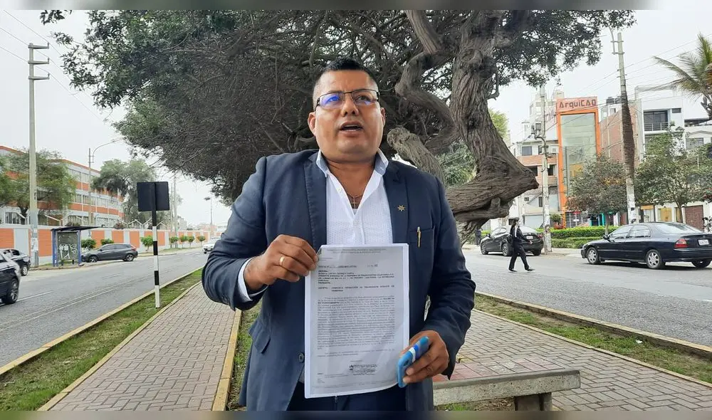 Gerente de Transporte llevó documento a empresa vehicular. Foto: MPT Gerente de Transporte llevó documento a empresa vehicular. Foto: MPT