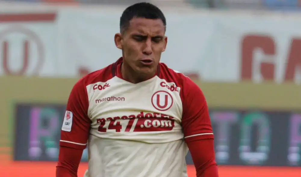 Alex Valera quedó fuera del duelo ante Carlos Stein. Es el goleador de la 'U'. Foto: Luis Jiménez/La República Alex Valera quedó fuera del duelo ante Carlos Stein. Es el goleador de la 'U'. Foto: Luis Jiménez/La República