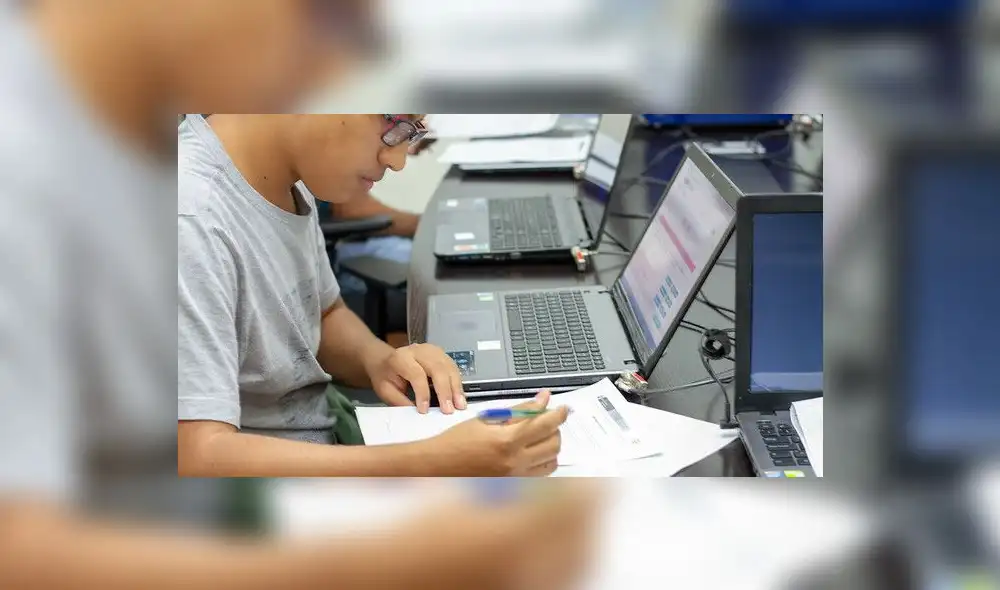 Documento acredita la condición de pobreza o pobreza extrema del postulante. Foto Beca 18