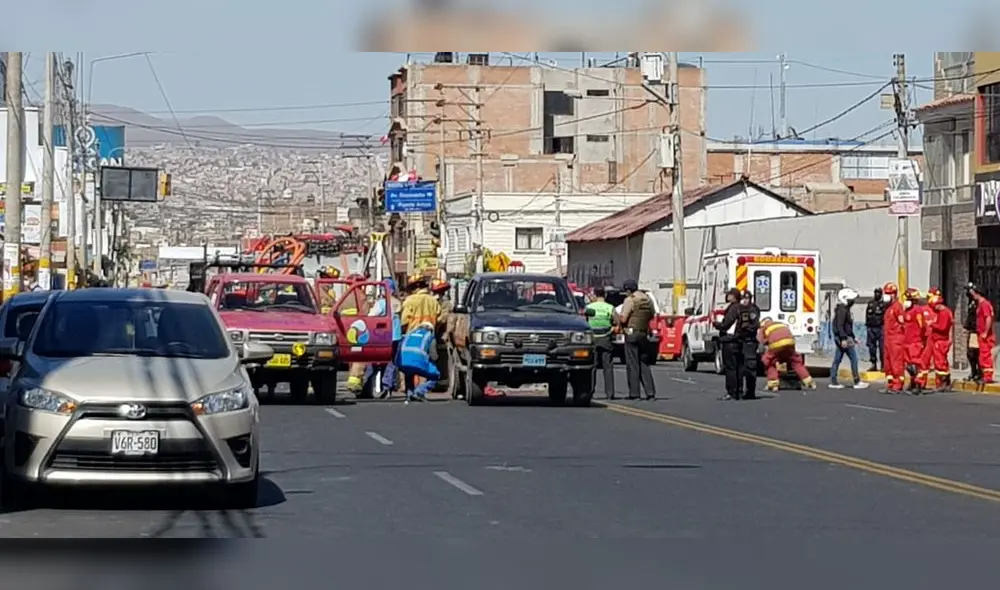 Arequipa. Conmoción causa el deceso del trabajador de Sedapar. Foto: Wilder Pari/La República Arequipa. Conmoción causa el deceso del trabajador de Sedapar. Foto: Wilder Pari/La República
