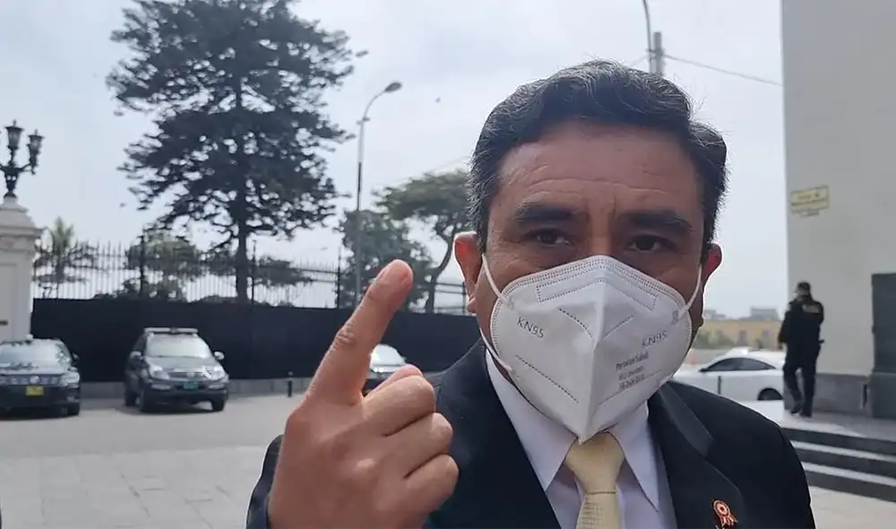 Willy Huerta negó que se le haya hecho entrega de algún plan para encontrar a los fugitivos cercanos a Pedro Castillo. Foto: Raúl Egusquiza / URPI-LR Willy Huerta negó que se le haya hecho entrega de algún plan para encontrar a los fugitivos cercanos a Pedro Castillo. Foto: Raúl Egusquiza / URPI-LR