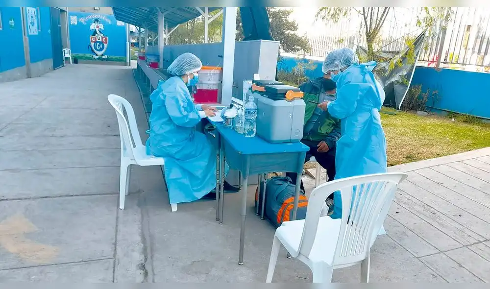 Vacunatorios. En Cusco los espacios de vacunación lucen sin mucha concurrencia. Foto: La República