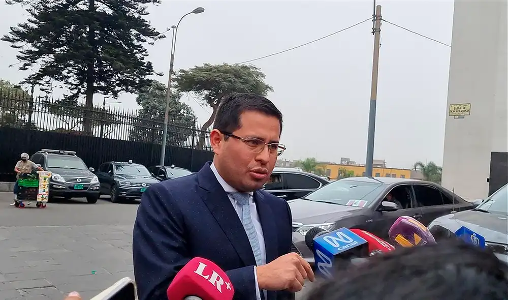 Benji Espinoza acusó a la Fiscalía de no actuar conforme a la ley ante el secretismo mostrado. Foto: Maria Pía Ponce / URPI-LR Benji Espinoza acusó a la Fiscalía de no actuar conforme a la ley ante el secretismo mostrado. Foto: Maria Pía Ponce / URPI-LR