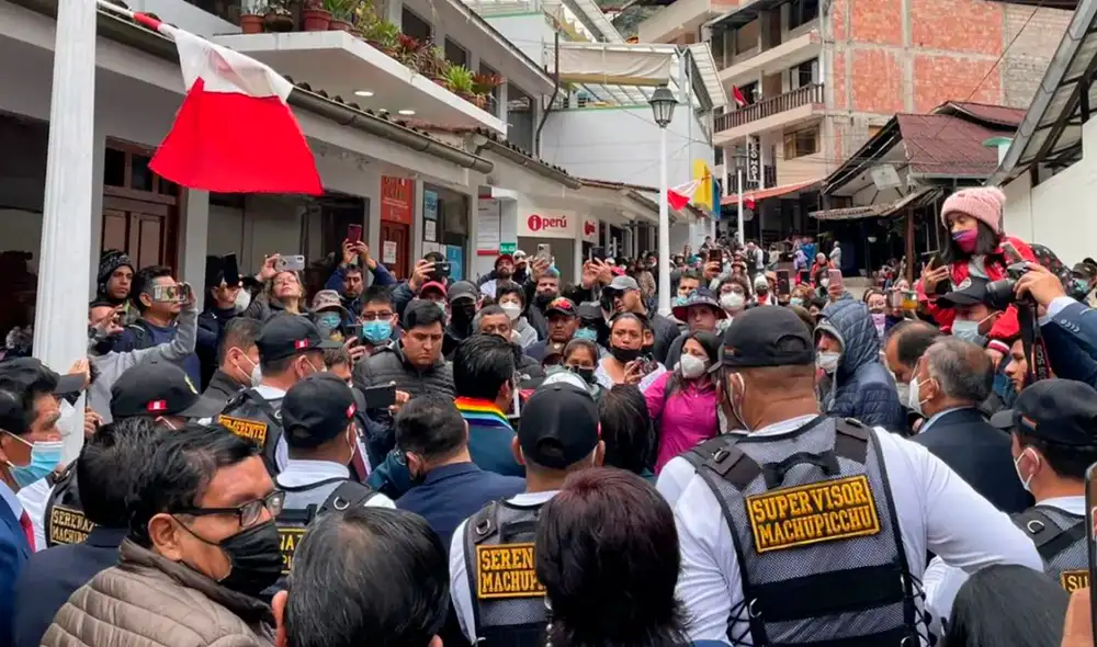 Turistas tienen problemas para adquirir boletos a Machupicchu. Foto: Cuscoenportada