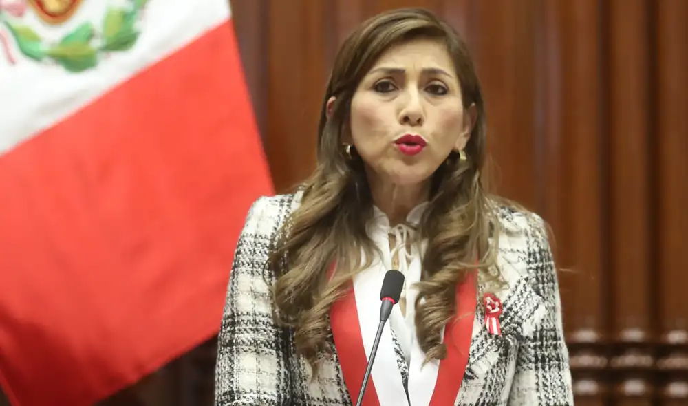 Lady Camones reemplazó a María del Carmen Alva en la presidencia de la Mesa Directiva del Congreso. Foto: Congreso