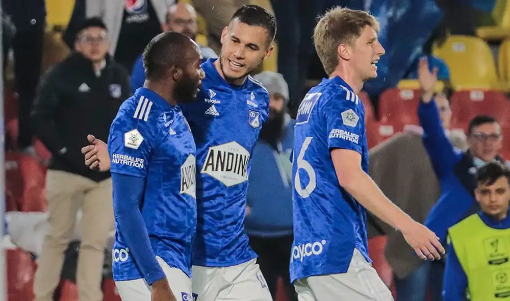 Millonarios está ganando a Fortaleza en el partido de ida de los cuartos de final de la Copa Colombia 2022. Foto: @MillosFCoficial Millonarios está ganando a Fortaleza en el partido de ida de los cuartos de final de la Copa Colombia 2022. Foto: @MillosFCoficial