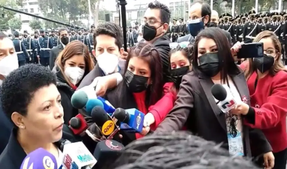 Martha Moyano cuestiona al presidente de la República tras los recientes cuestionamientos en su contra. Foto: captura de Twitter