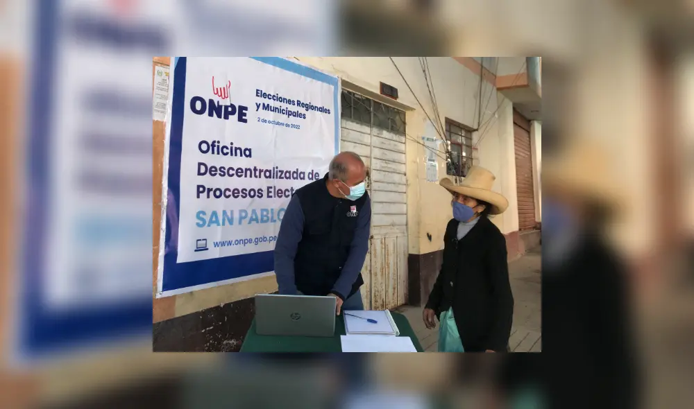 Los especialistas de la ODPE San Pablo orientaron a la población. Foto: ODPE San Pablo