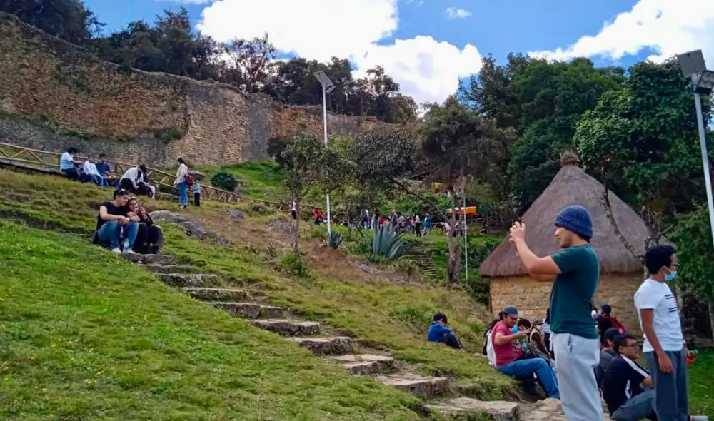 Desde que se abrió la nueva ruta, el pasado 5 de julio, a hoy, el número de visitantes supera las 4.000 personas. Foto: DDC Amazonas Desde que se abrió la nueva ruta, el pasado 5 de julio, a hoy, el número de visitantes supera las 4.000 personas. Foto: DDC Amazonas