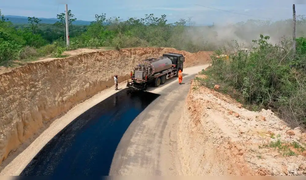 Trabajos de mejoramiento del Corredor Vial Alimentador de Tumbes. Foto: MTC.