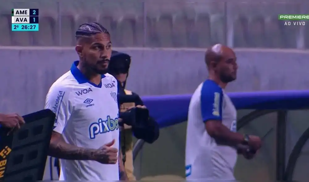 El delantero de la selección peruana volvió a las canchas. Foto: captura/Twitter