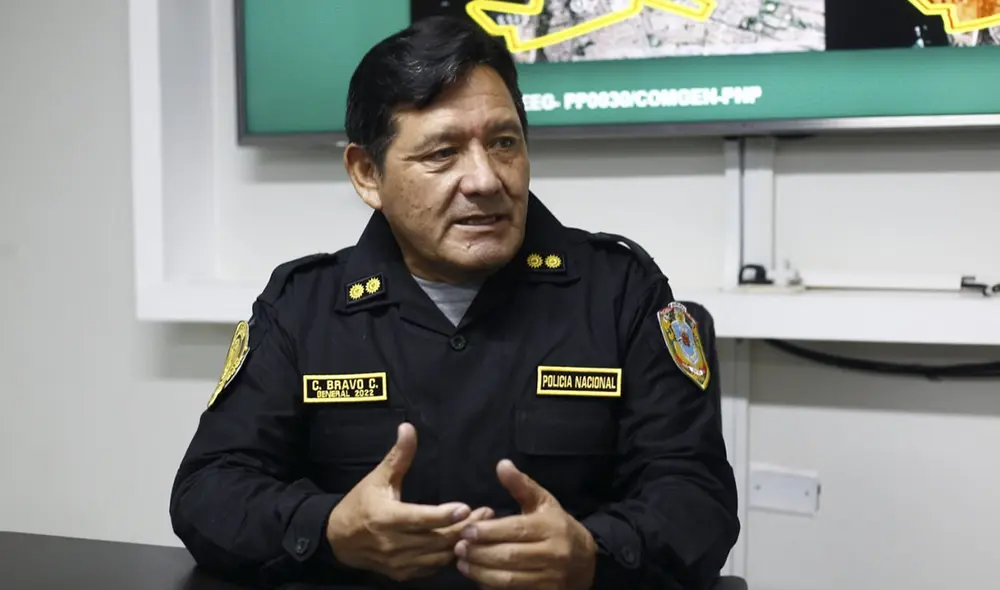 El jefe de la X Macro Región Policial de Puno, Omar Bravo, es emplazado a dar respuestas. Foto: Juan Carlos Cisneros/La República El jefe de la X Macro Región Policial de Puno, Omar Bravo, es emplazado a dar respuestas. Foto: Juan Carlos Cisneros/La República