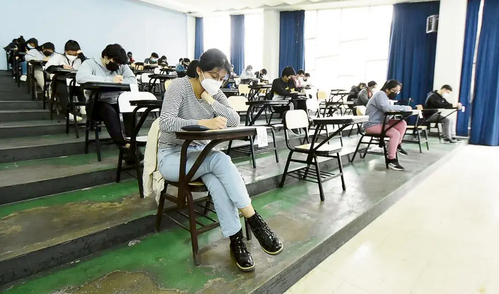 Corrección. El Minedu tuvo que modificar su norma luego de reclamos de las universidades. Foto: difusión Corrección. El Minedu tuvo que modificar su norma luego de reclamos de las universidades. Foto: difusión