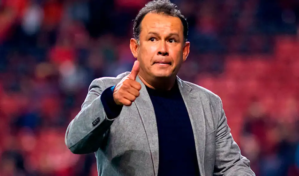 Juan Reynoso tendrá su primera experiencia como entrenador de selecciones. Foto: Líbero