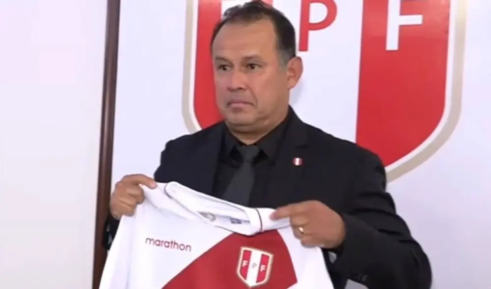 Juan Máximo Reynoso fue presentado como nuevo DT de Perú en Videna. Foto: captura/FPF Play