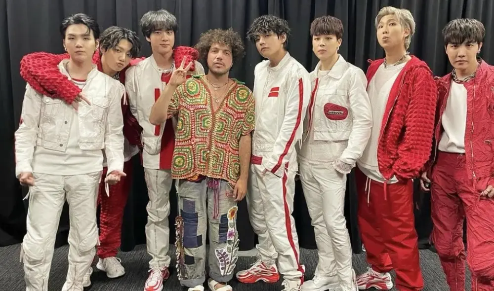 Concierto de BTS en Los Ángeles reunió a varios famosos. Entre estos estuvo Benny Blanco, productor de "Bad decisions". Foto: Twitter/@ItsBennyBlanco