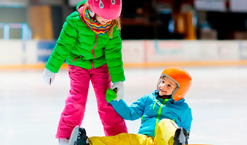 Conoce todos los detalles sobre la pista de patinaje sobre hielo más grande del Perú. Foto: Mall Aventura Santa Anita/Facebook Conoce todos los detalles sobre la pista de patinaje sobre hielo más grande del Perú. Foto: Mall Aventura Santa Anita/Facebook