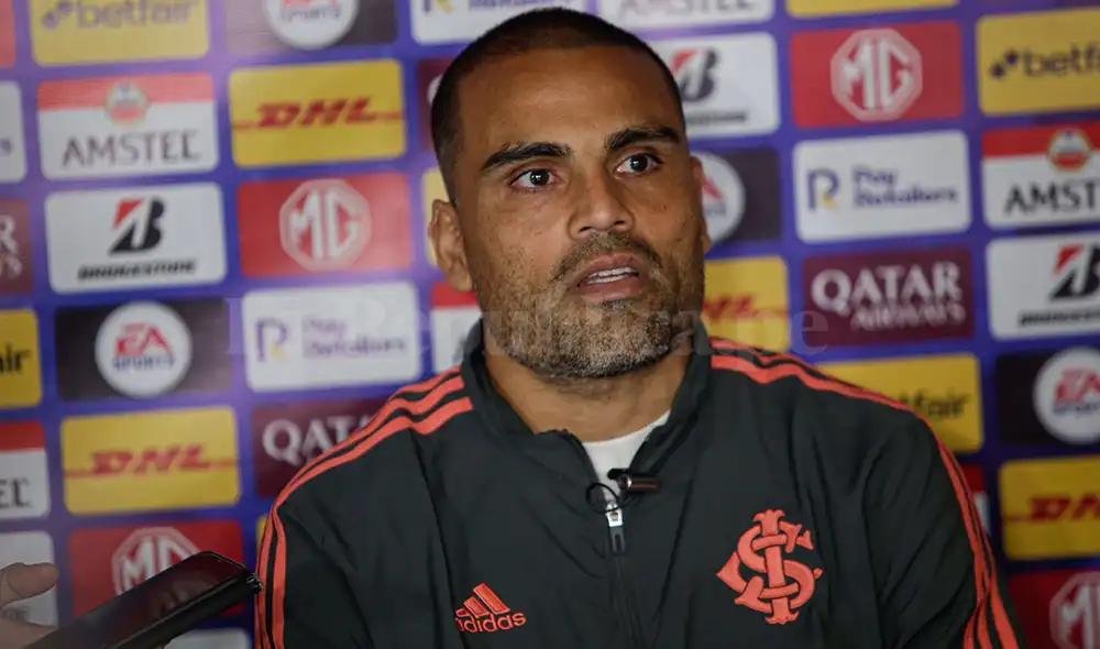 El futbolista de 35 años de edad manifestó que la campaña del equipo arequipeño fue buena. Foto: Rodrigo Talavera/La República El futbolista de 35 años de edad manifestó que la campaña del equipo arequipeño fue buena. Foto: Rodrigo Talavera/La República