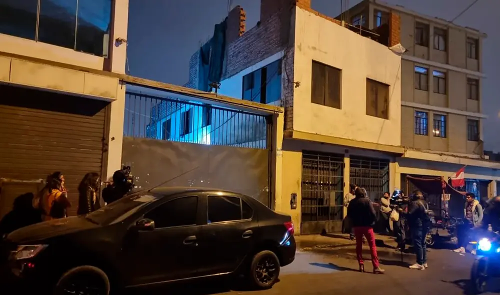 Agentes de criminalística ya trabajan en averiguar el móvil del asesinato. Foto: Gianella Aguirre/ URPI-LR