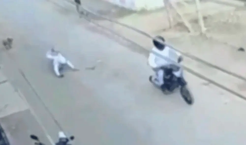 Uno de los ladrones fue alcanzado por una bala, mientras su cómplice logró huir. Foto: captura de Latina