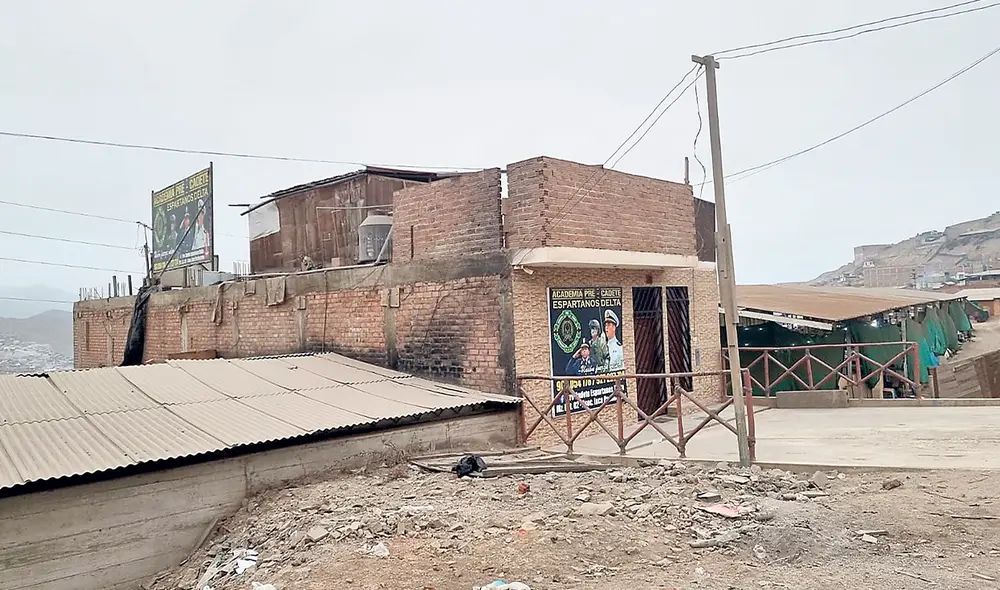 Sede central. Local del Grupo Constructor Parasol de Rocío Pintado Ruiz, que en consorcio con Ibervial se ganó sin licitación millonario contrato de Anguía. Foto: difusión Sede central. Local del Grupo Constructor Parasol de Rocío Pintado Ruiz, que en consorcio con Ibervial se ganó sin licitación millonario contrato de Anguía. Foto: difusión