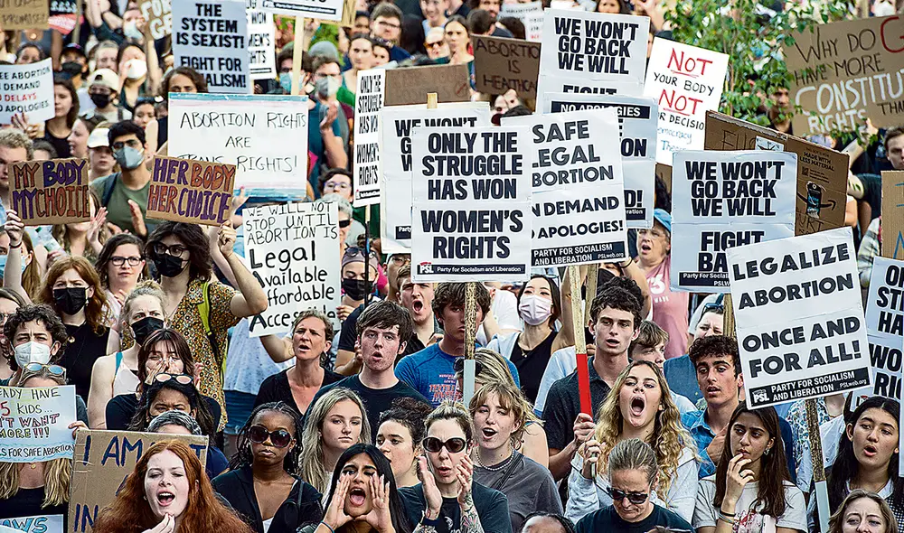 Celebran. Los resultados en el referéndum en Kansas otorgaron esperanzas a las mujeres de otros estados conservadores. Foto: AFP Celebran. Los resultados en el referéndum en Kansas otorgaron esperanzas a las mujeres de otros estados conservadores. Foto: AFP